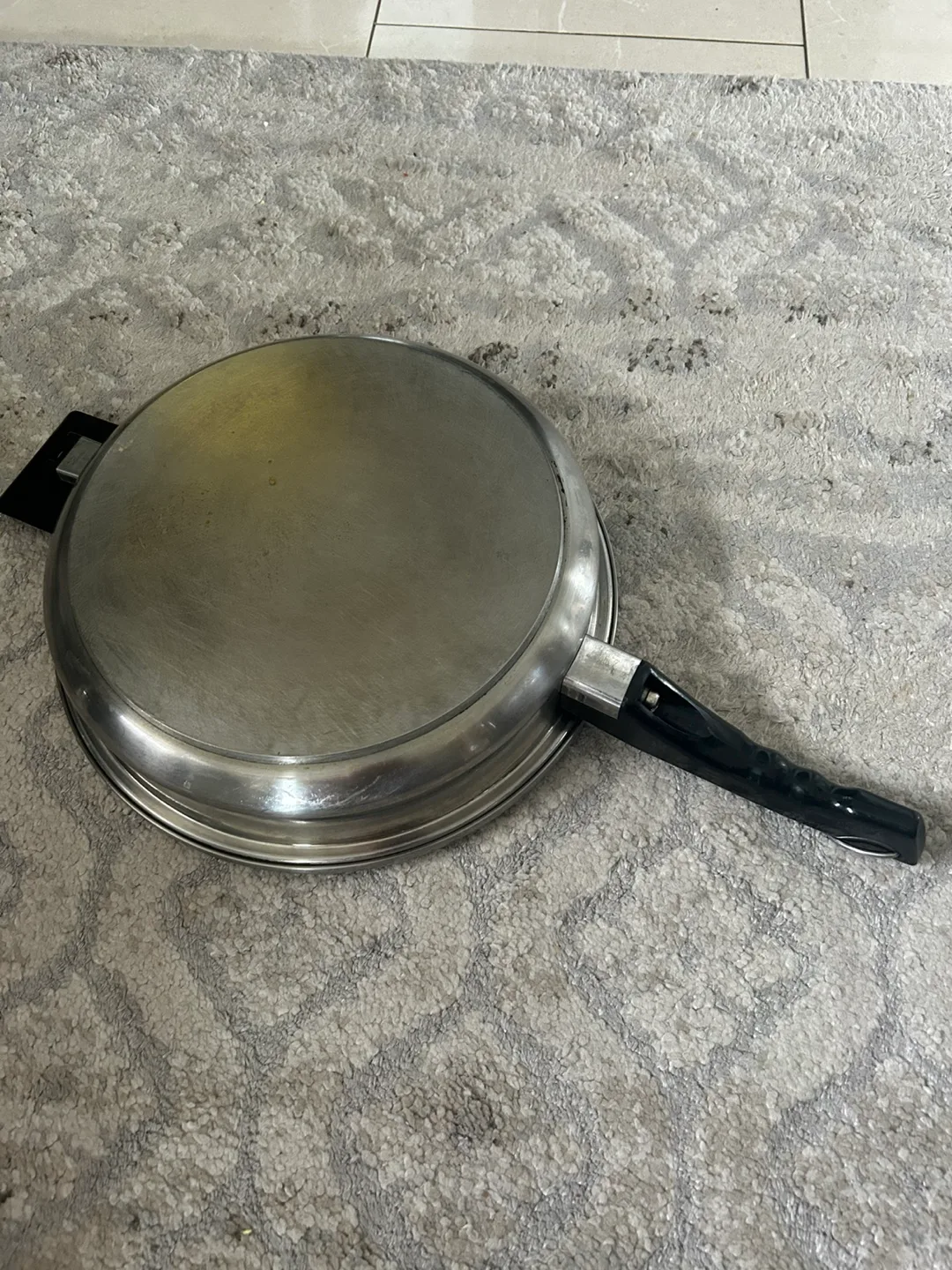 Stainless Steel Frying Pan image indicator(2)