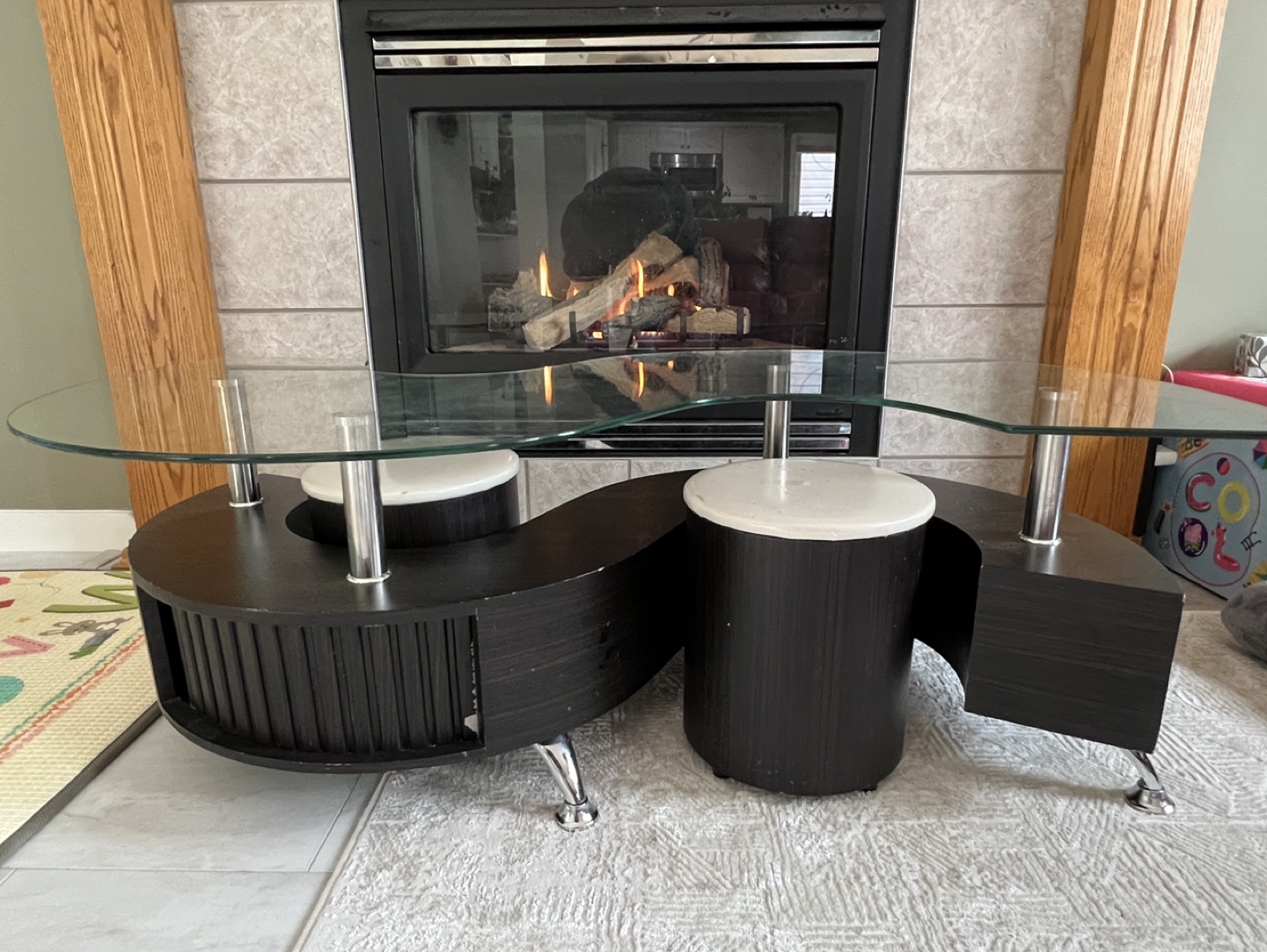 💚Unique S-Shaped Coffee Table with Two Ottomans - photo 2