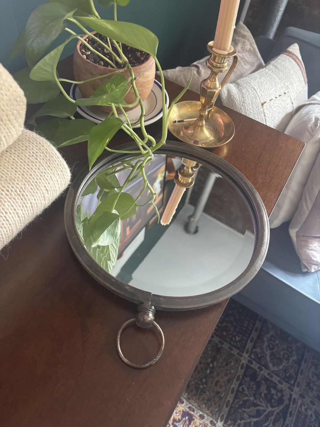 Round Antique-Style Metal Wall Mirror