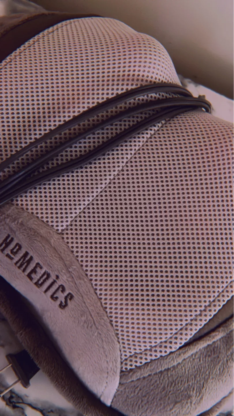 Homedics Neck and Back Massager with Bonus Handheld Massagers image indicator(2)