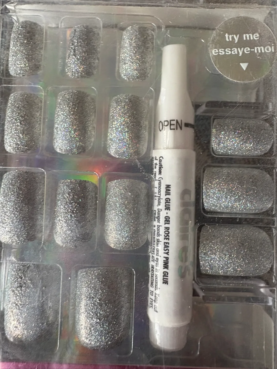 4 packs of Claire's false nails image indicator(3)