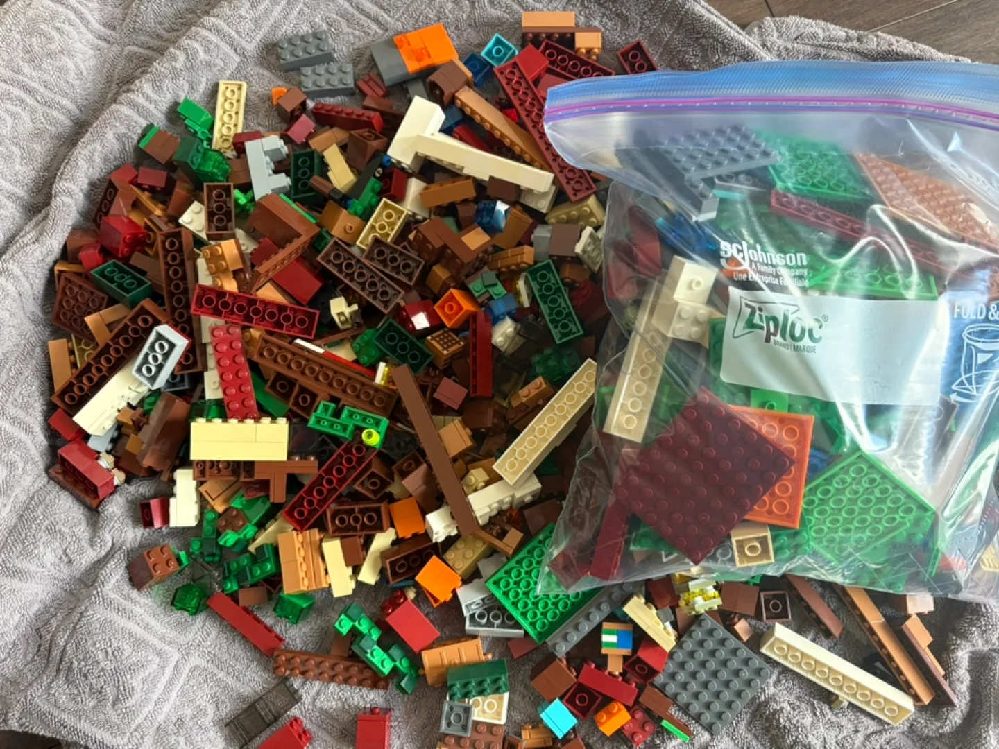 LEGO Minecraft (2sets)Bulk Lot -  Loose Bricks & Pieces image indicator(3)