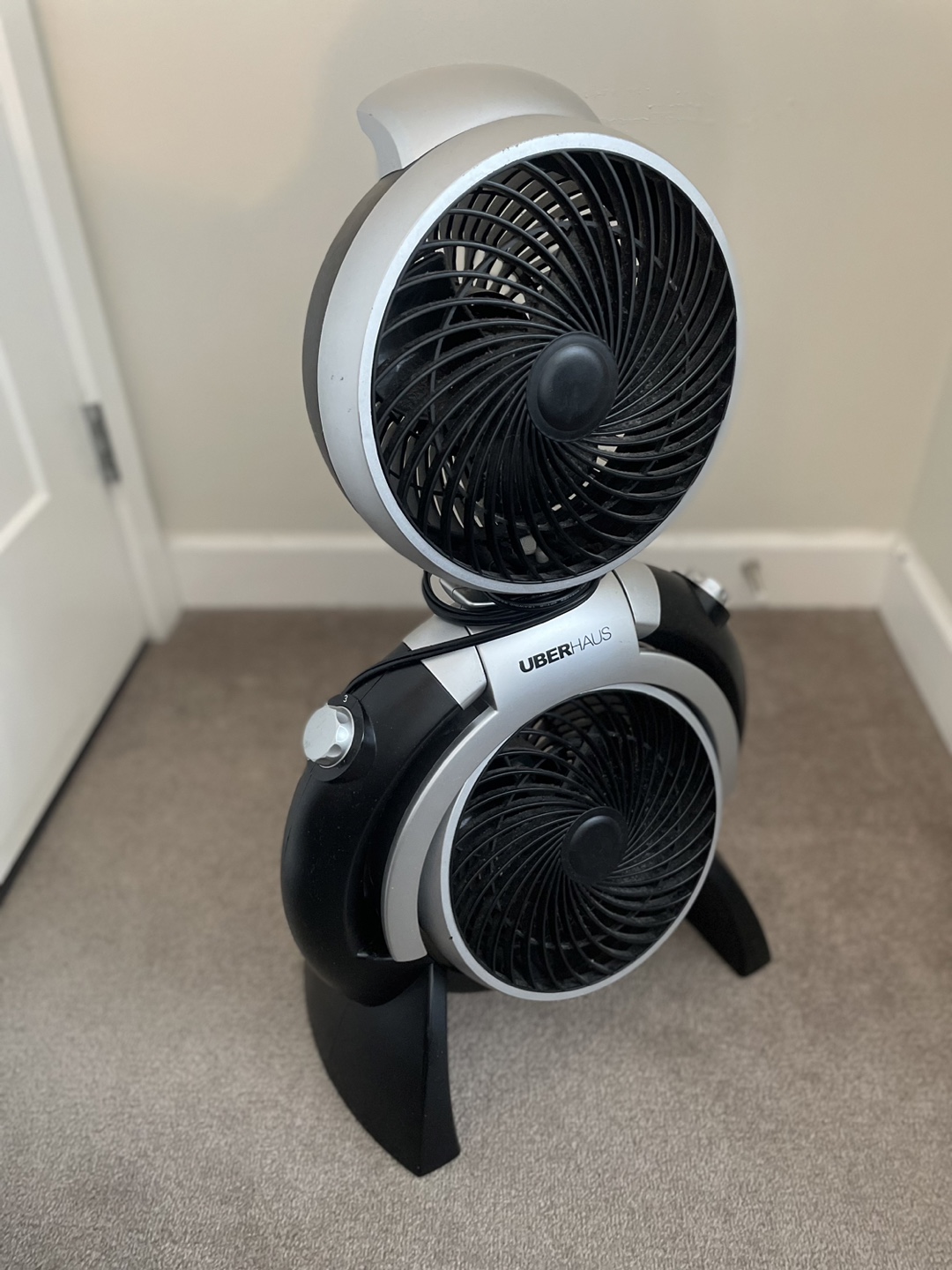 Uberhaus Dual 9” Fan