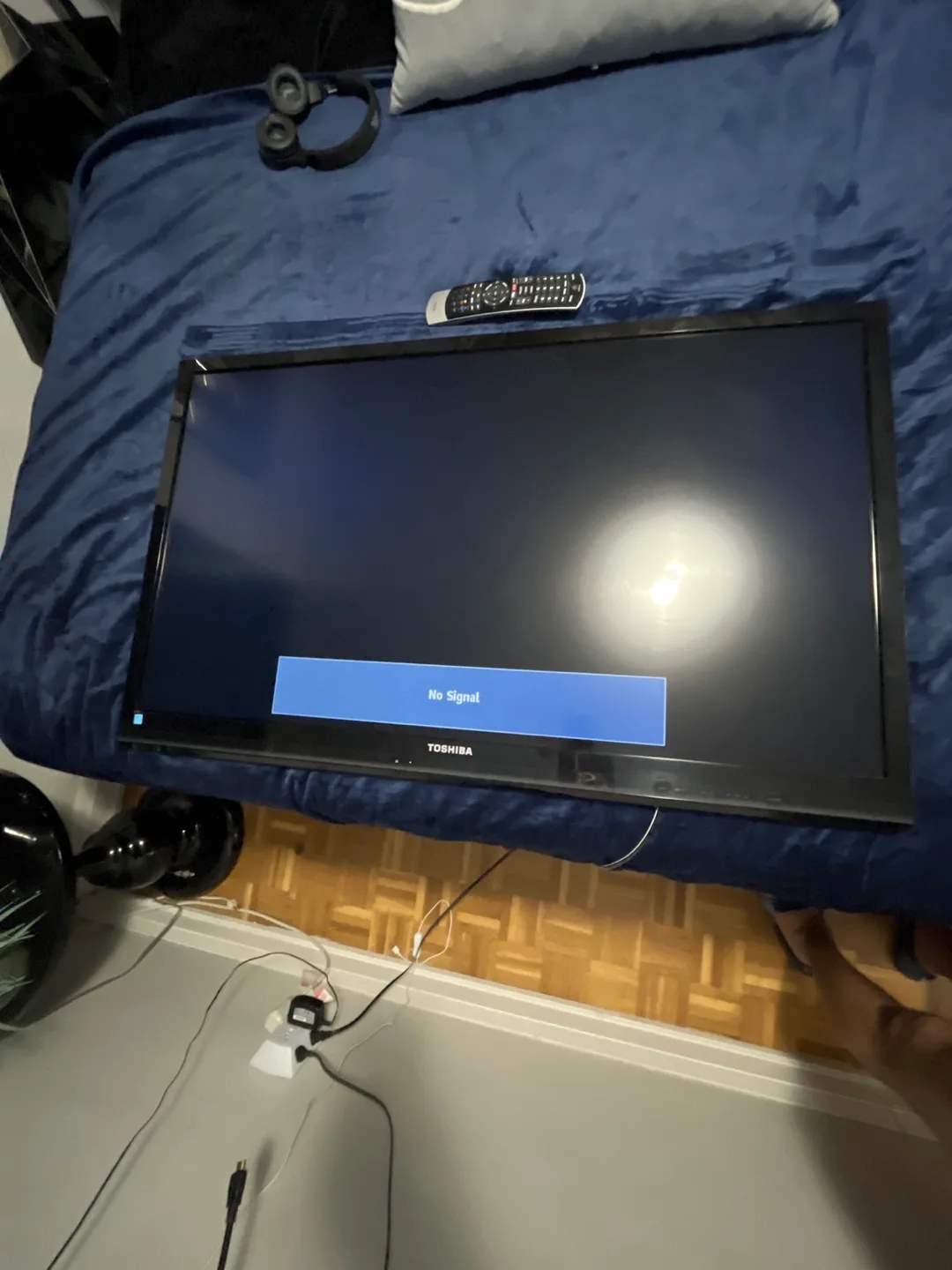 Toshiba 42 Inch LCD HDTV - 42SL417U image indicator(3)