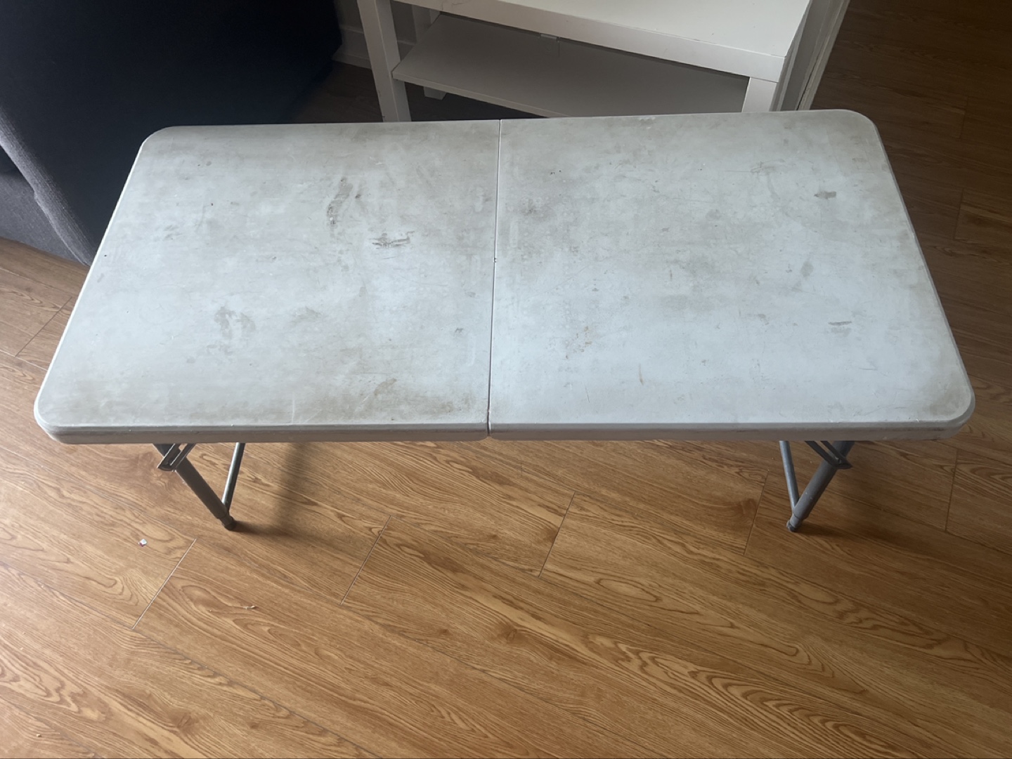 Foldable Plastic Table - photo 3