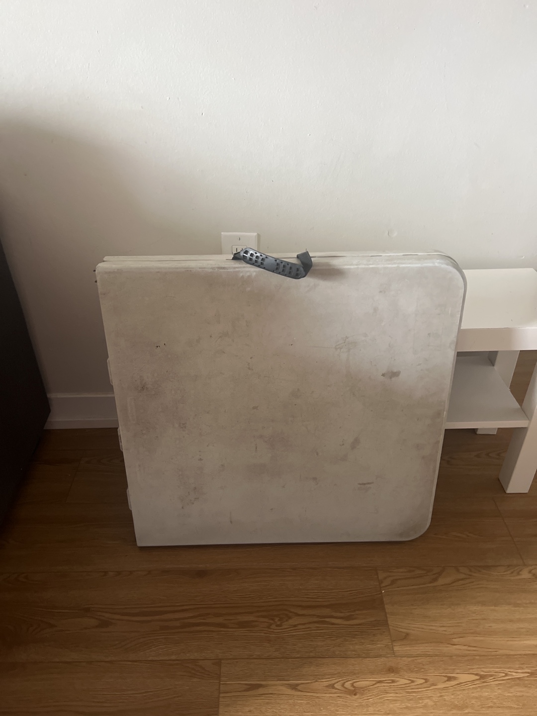 Foldable Plastic Table