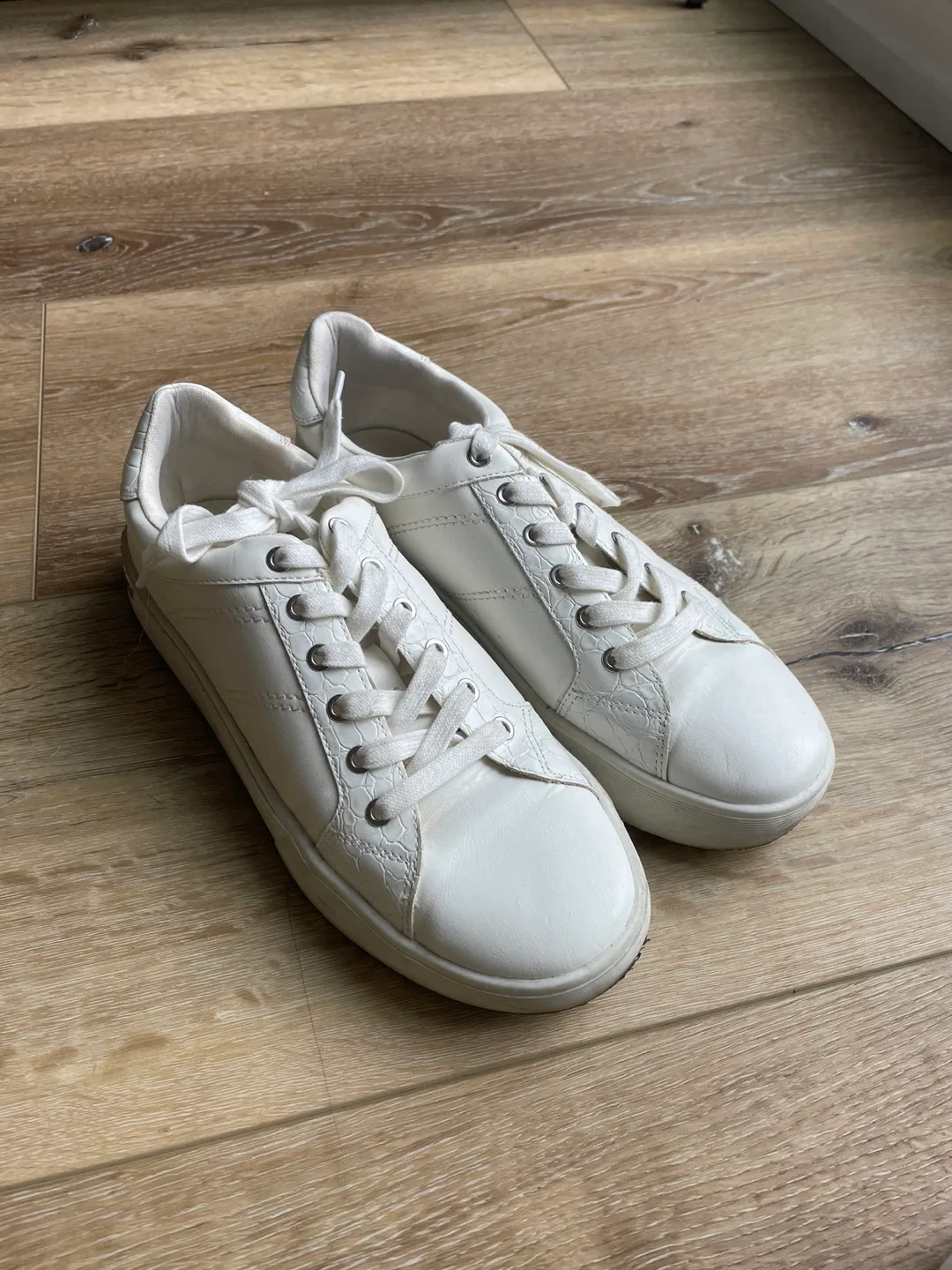 Call It Spring Women's White Sneakers 💚 thumbnail