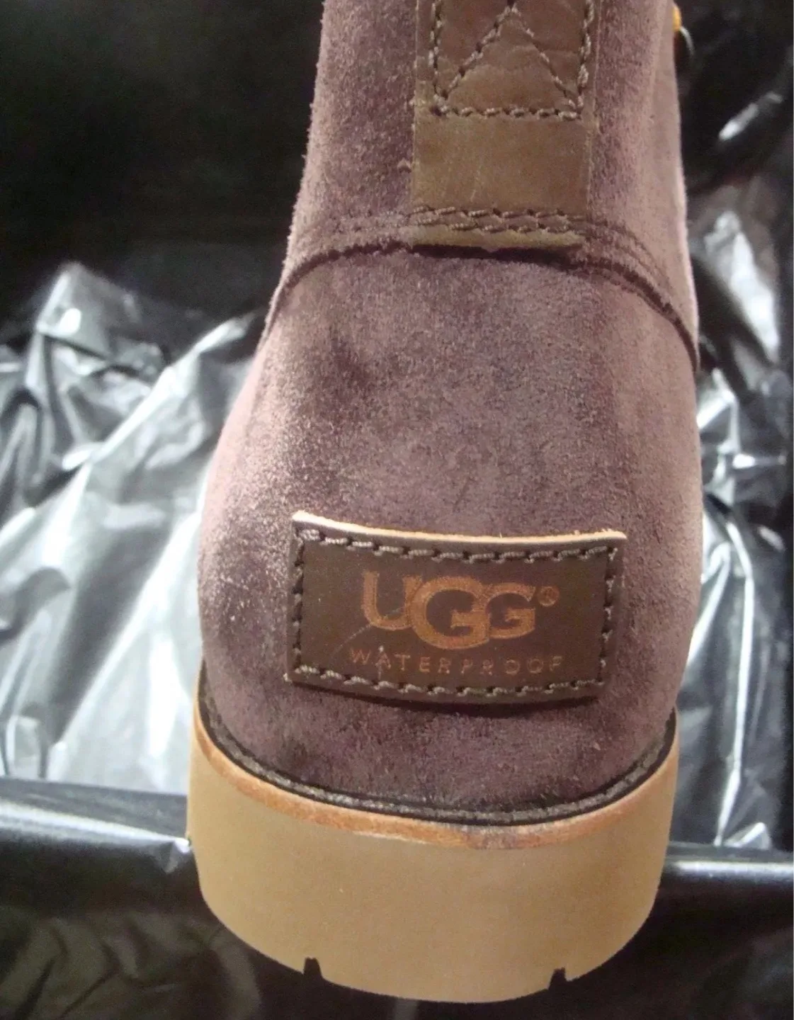 Brand new Men's UGG Boots - Size 11 image indicator(6)