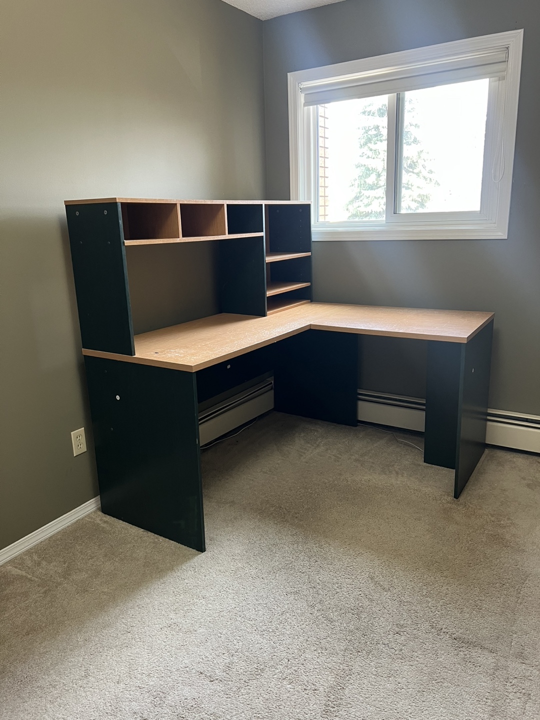 L-Shaped Computer Desk with Hutch