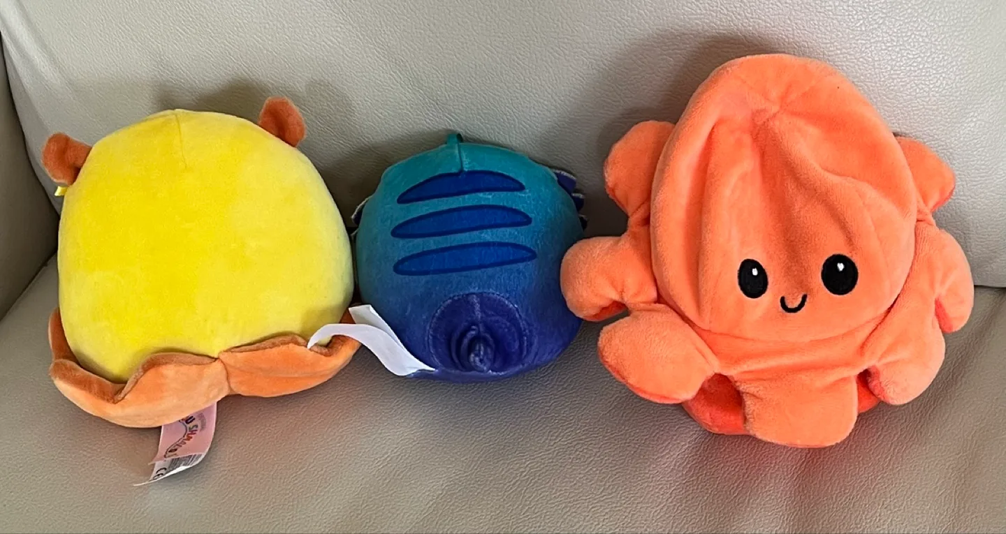3 Squishmallows - Octopus, Yellow Sea Squirt, Blue Fish image indicator(2)