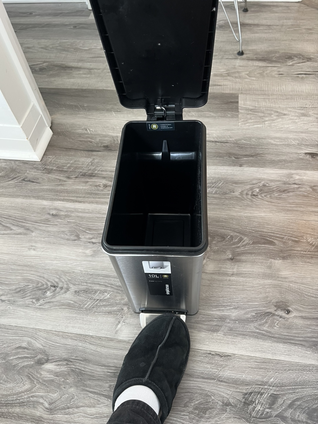 Simplehuman 10L Stainless Steel Step Trash Can - photo 3