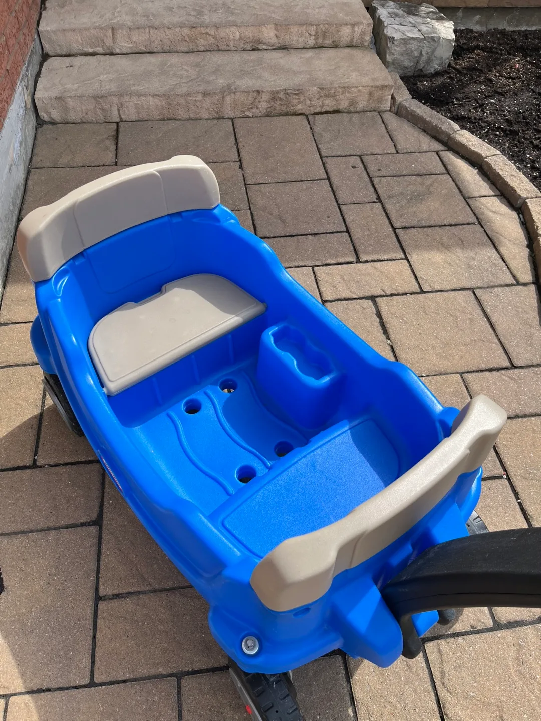 “Little Tykes”Large Utility Wagon image indicator(2)