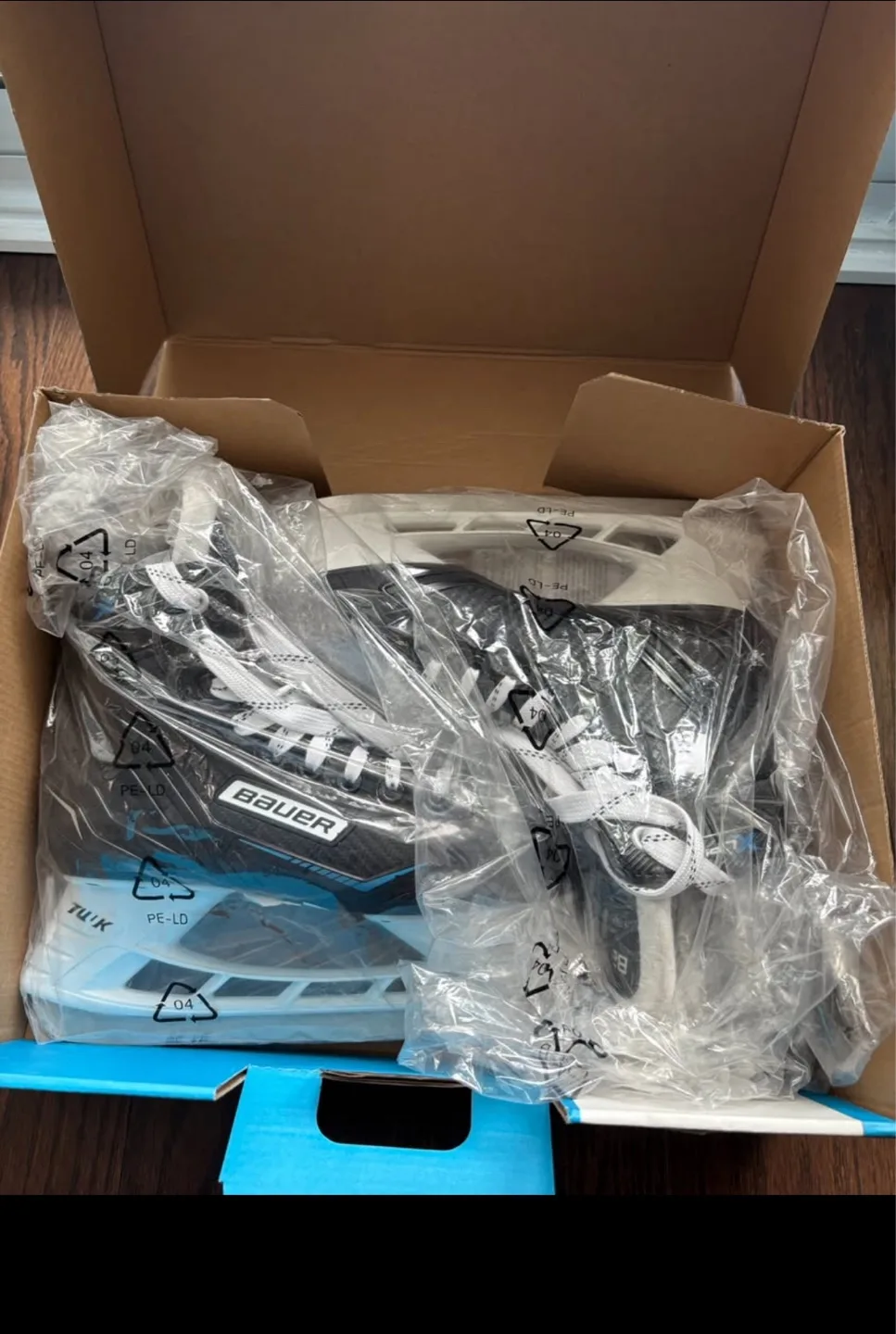 Bauer Kids X-LP Intermediate Hockey Skate ~ Size 5 image indicator(3)