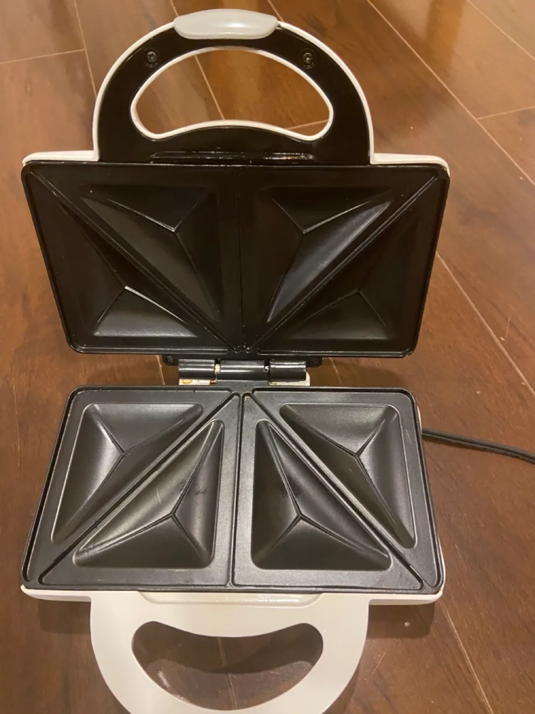 Bella 2-Slice Sandwich Maker image indicator(2)