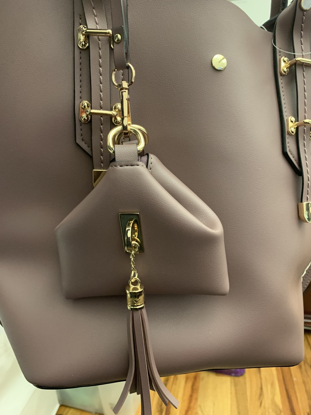 Gorgeous Mauve Tote Bag with Detachable Pouch - photo 4