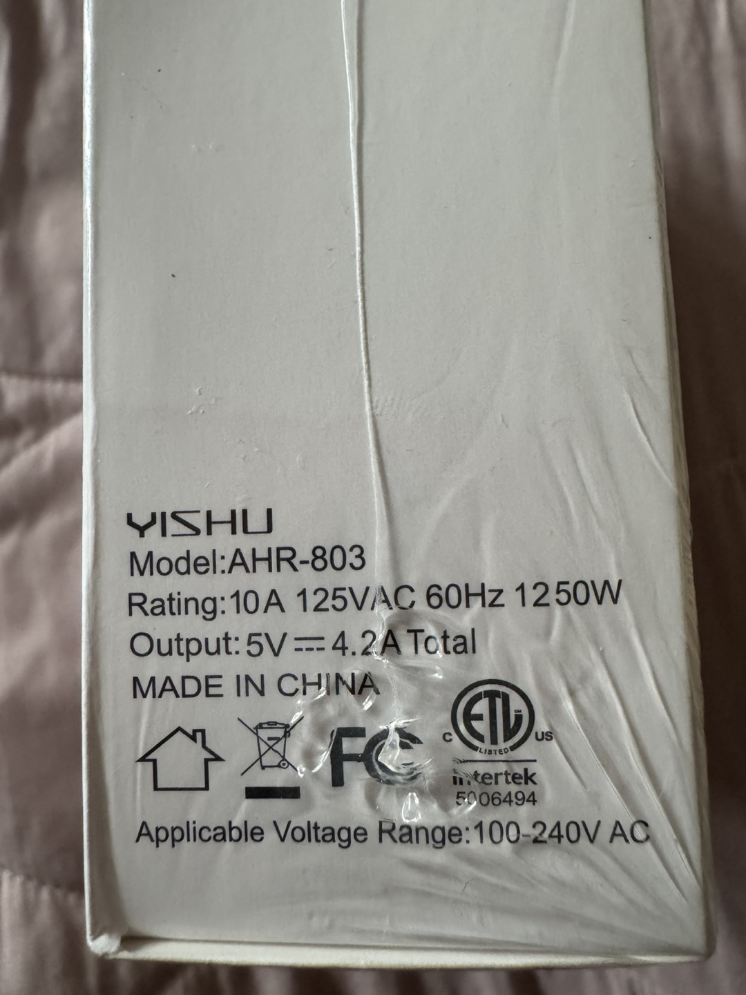 YISHU 8 Outlet Surge Protector Power Strip with USB Ports - photo 2