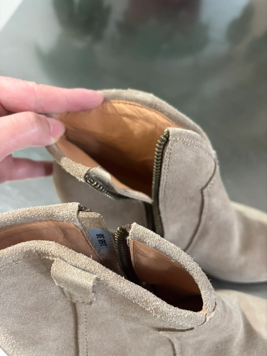 Brand new beige suede leather ankle boots. 🥰💝 image indicator(2)