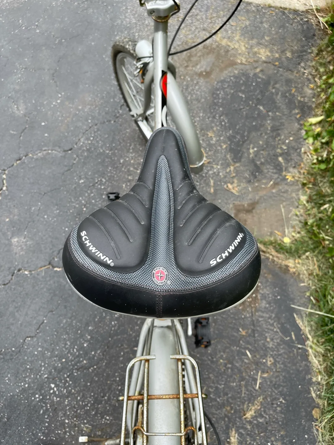 Used Schwinn Zoo Folding Bike image indicator(4)
