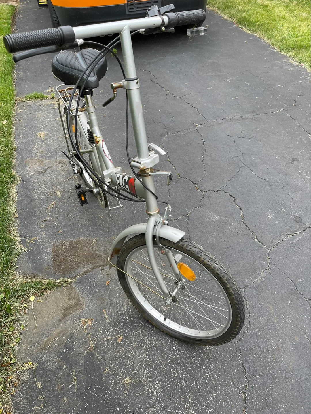 Used Schwinn Zoo Folding Bike image indicator(6)