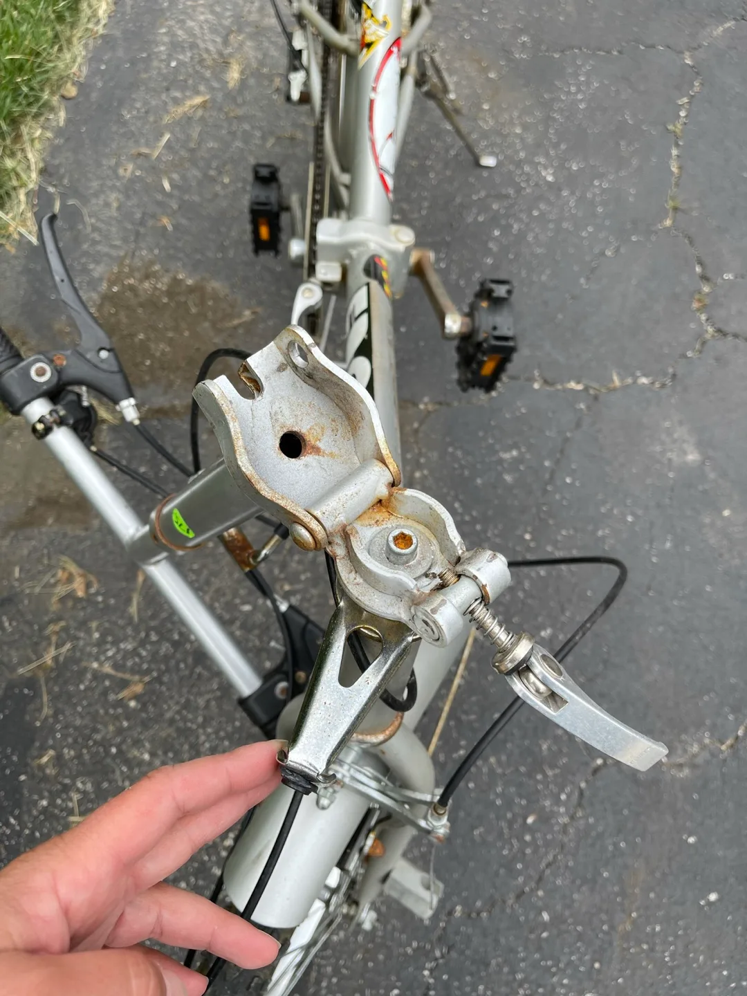 Used Schwinn Zoo Folding Bike image indicator(7)