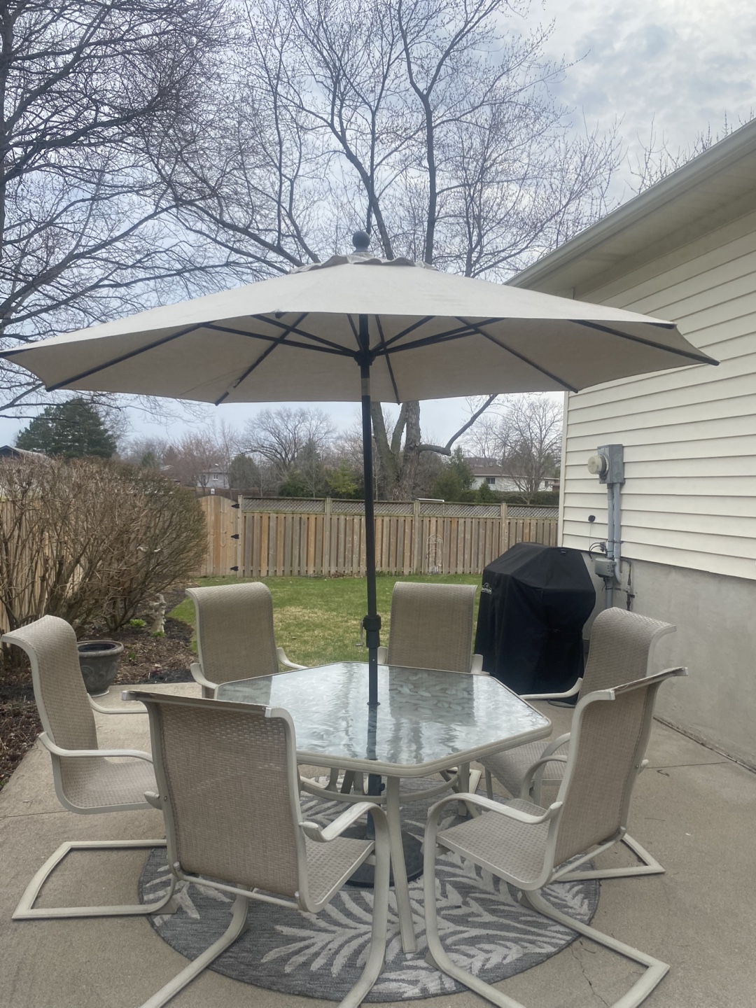 Patio Set with Umbrella - photo 2