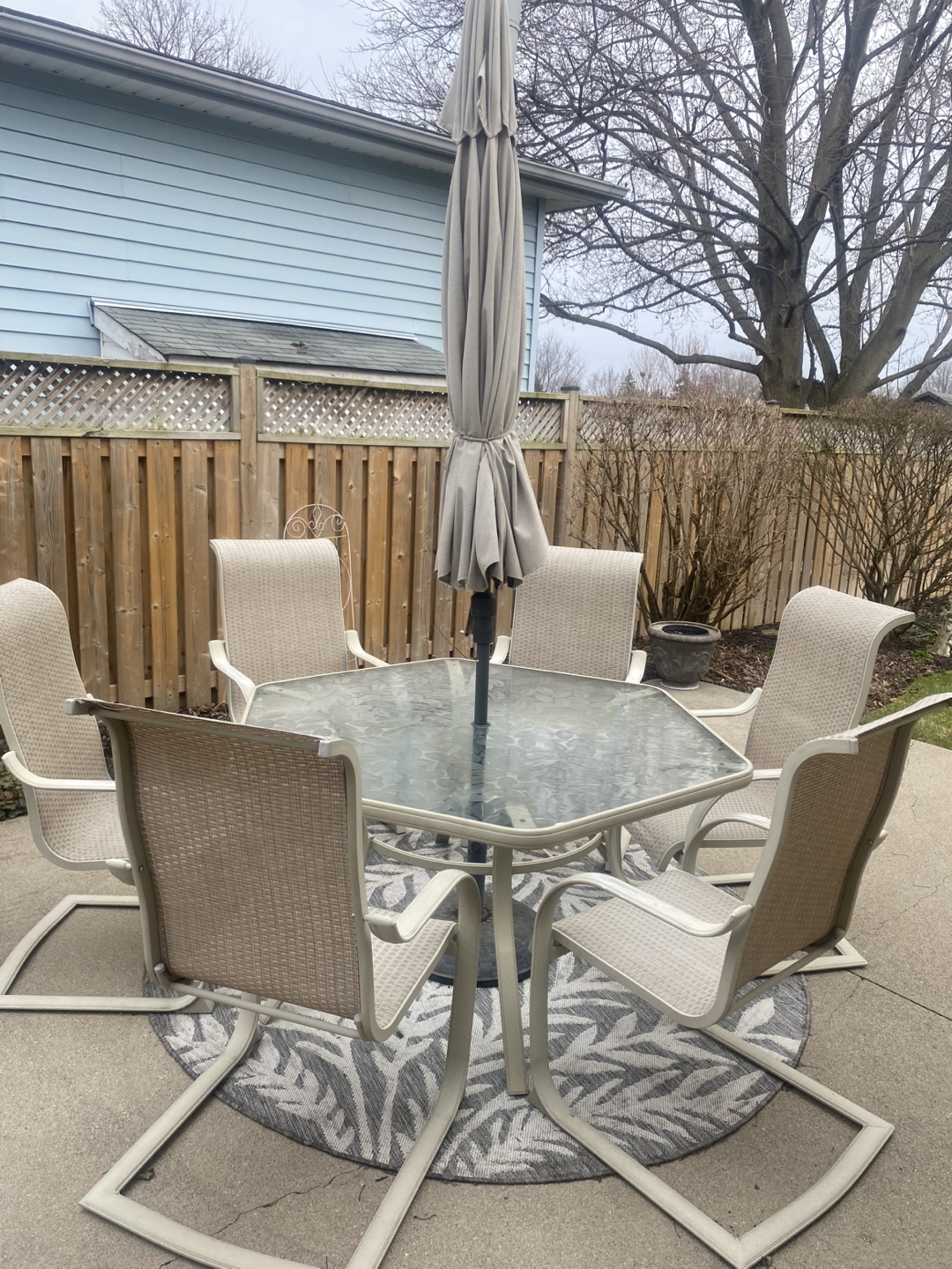 Patio Set with Umbrella