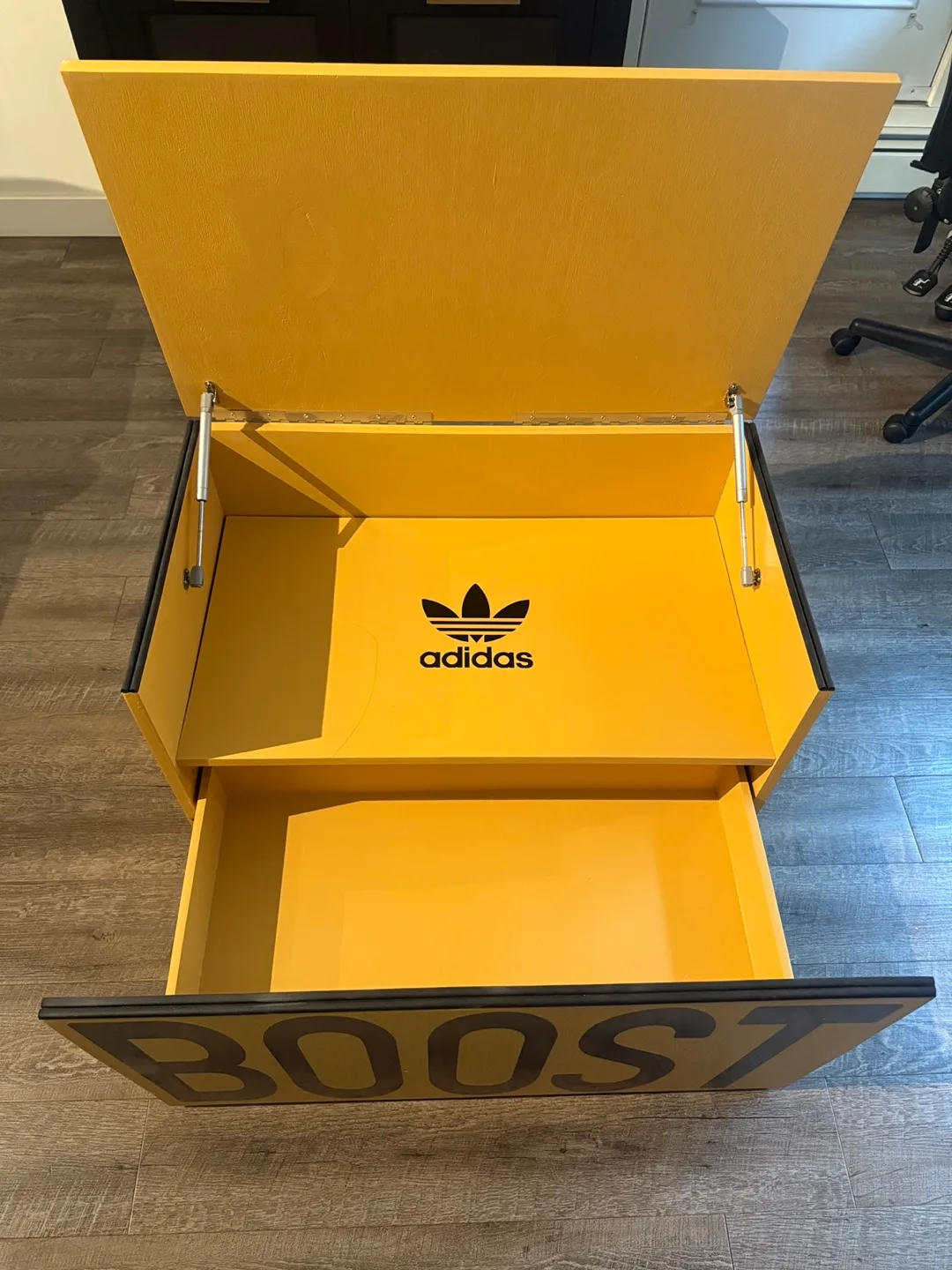 Giant Shoebox Storage / Sneaker Storage image indicator(3)