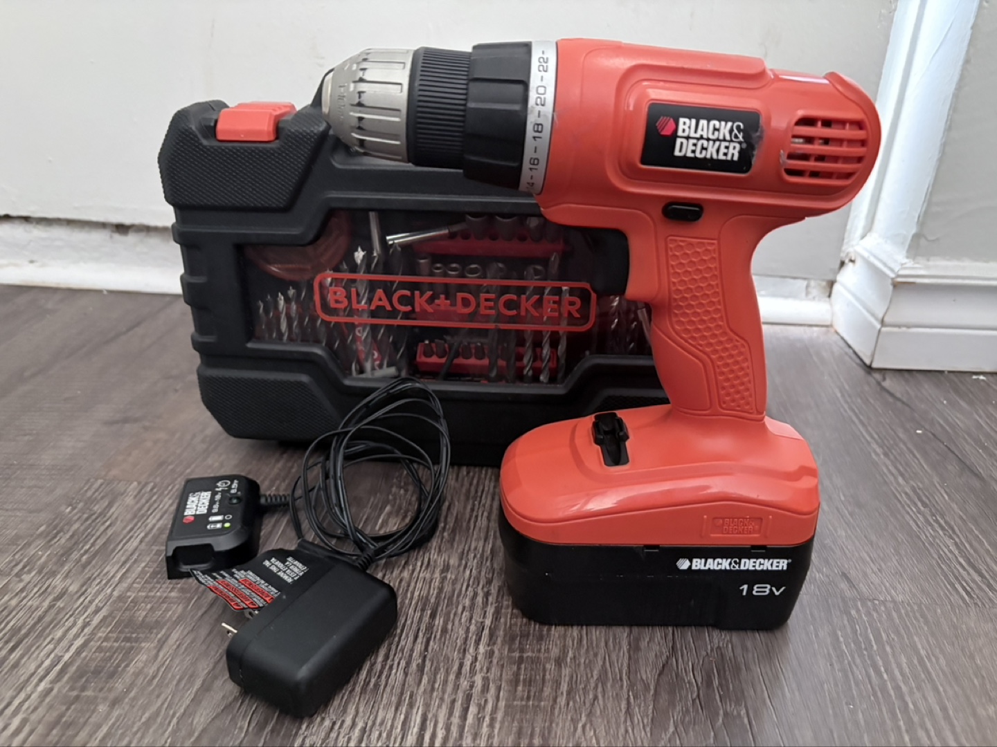 Black+Decker 18V Cordless Drill with Case and Accessories