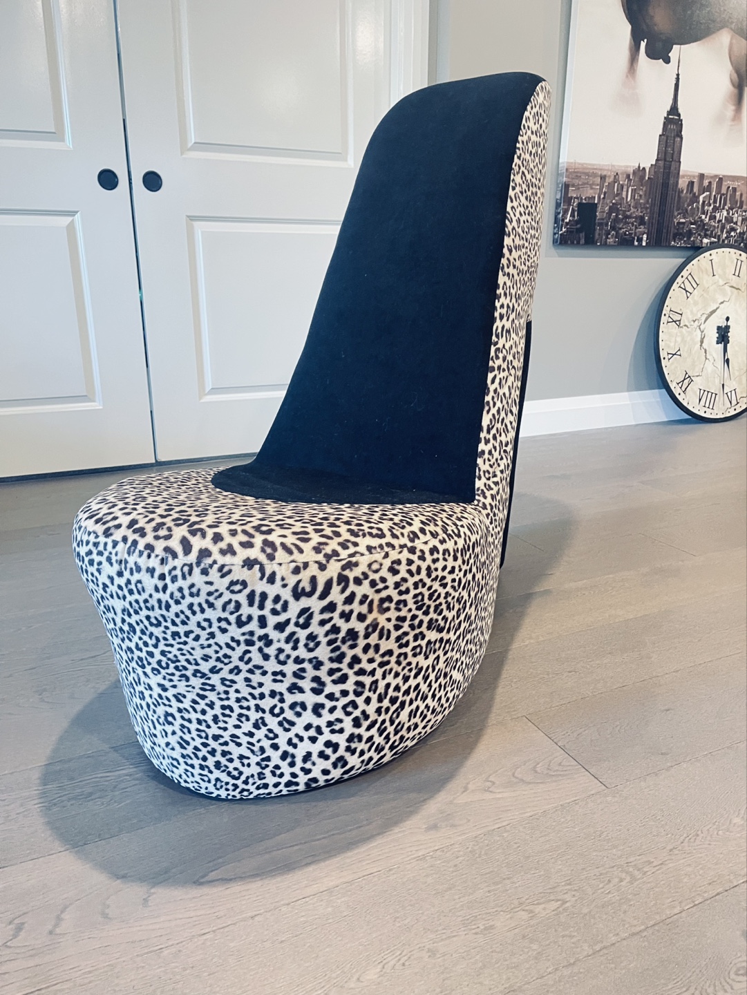 Unique High Heel Chair - Leopard Print - photo 4