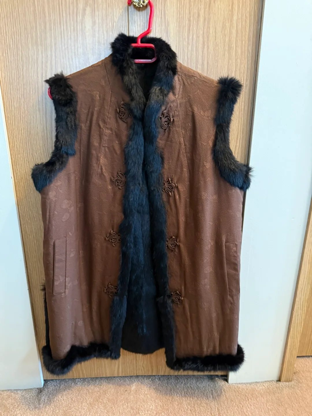 Chinese style vintage Brown & Black Fur Trim Vest thumbnail
