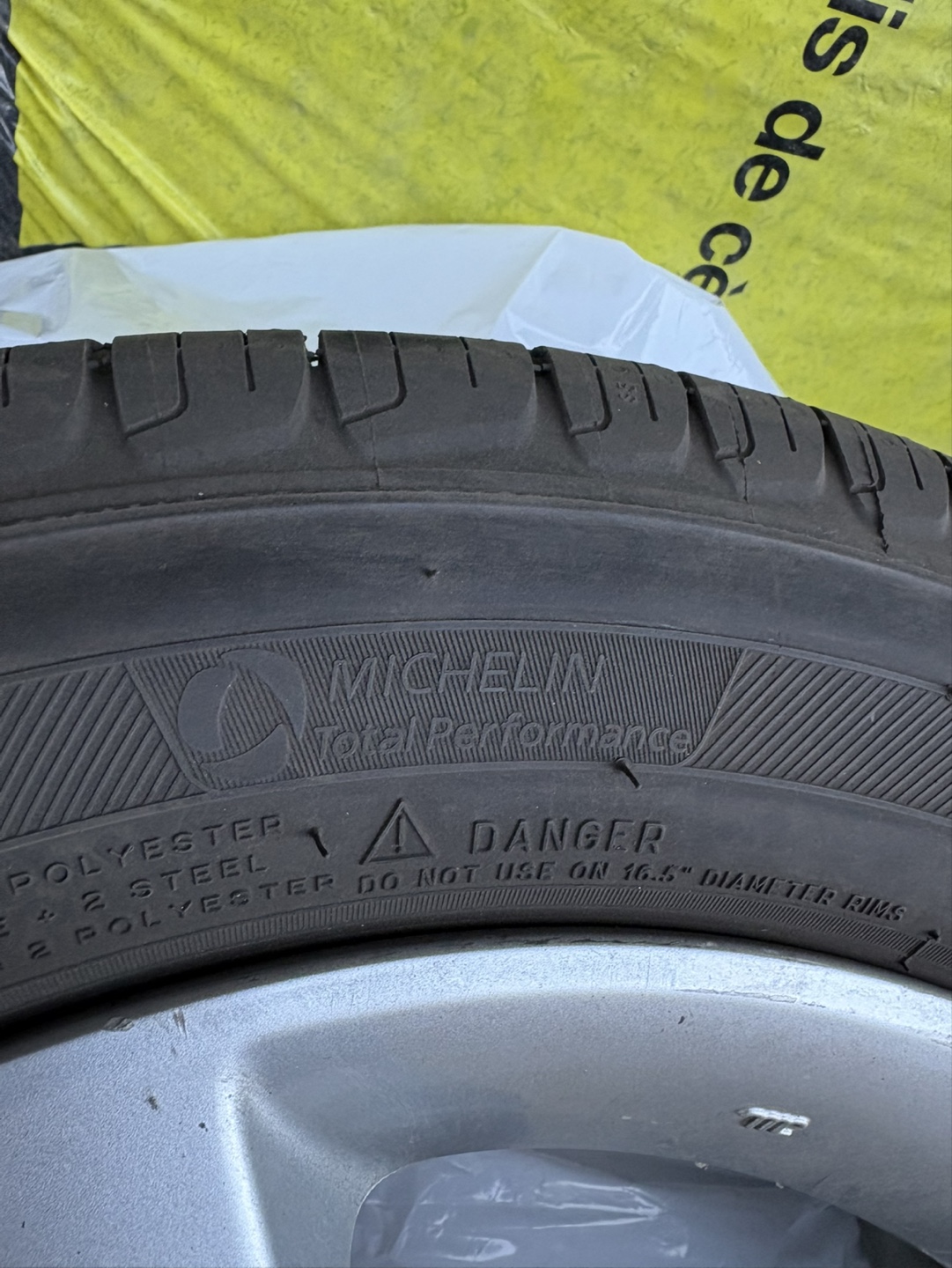 Set of 4 Michelin defender t + h 205/55R16 - photo 2