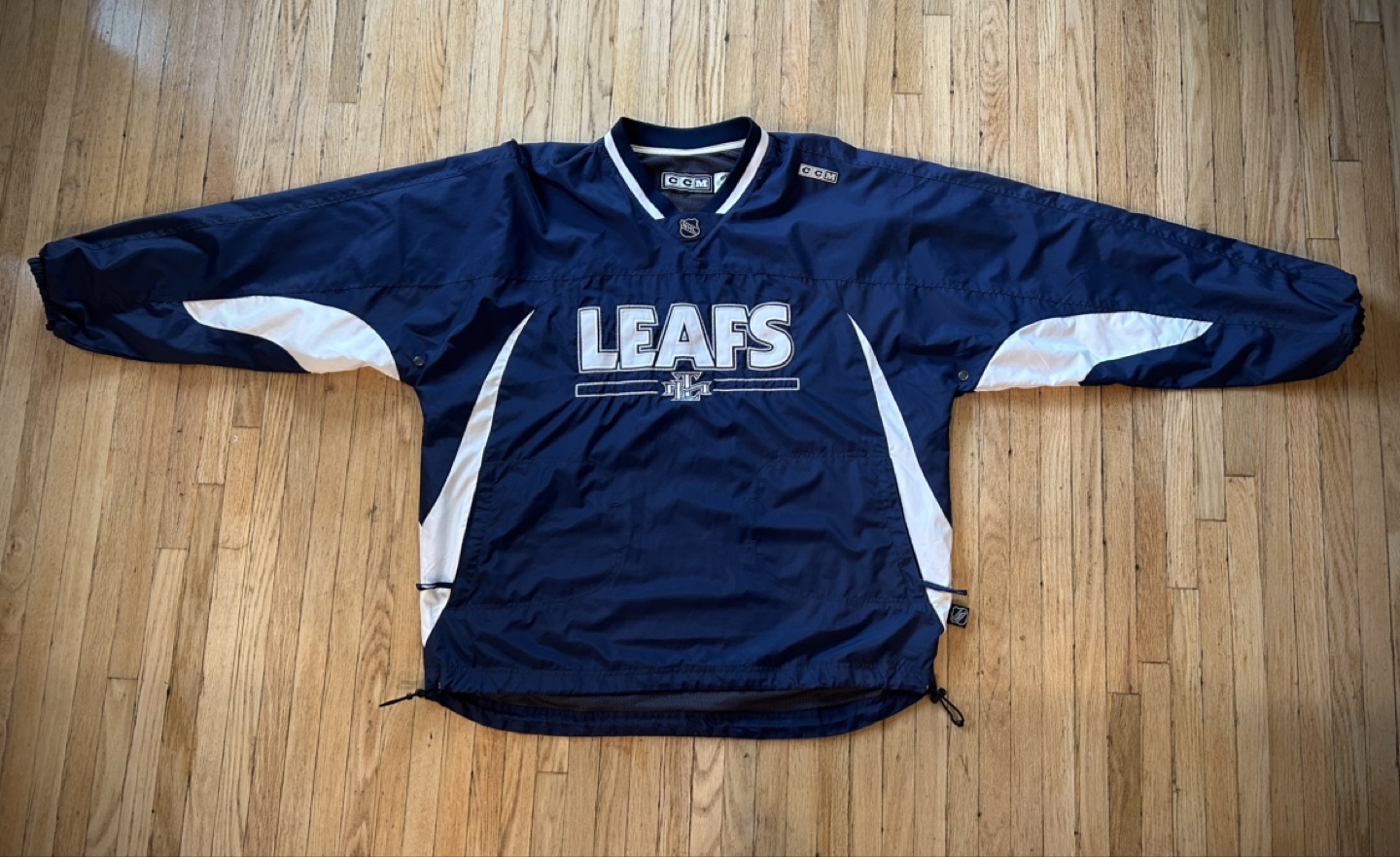 Vintage CCM Toronto Maple Leafs NHL Pullover Jacket - photo 2
