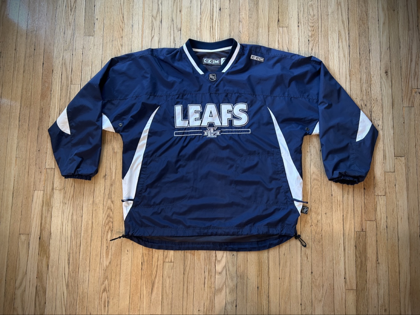 Vintage CCM Toronto Maple Leafs NHL Pullover Jacket