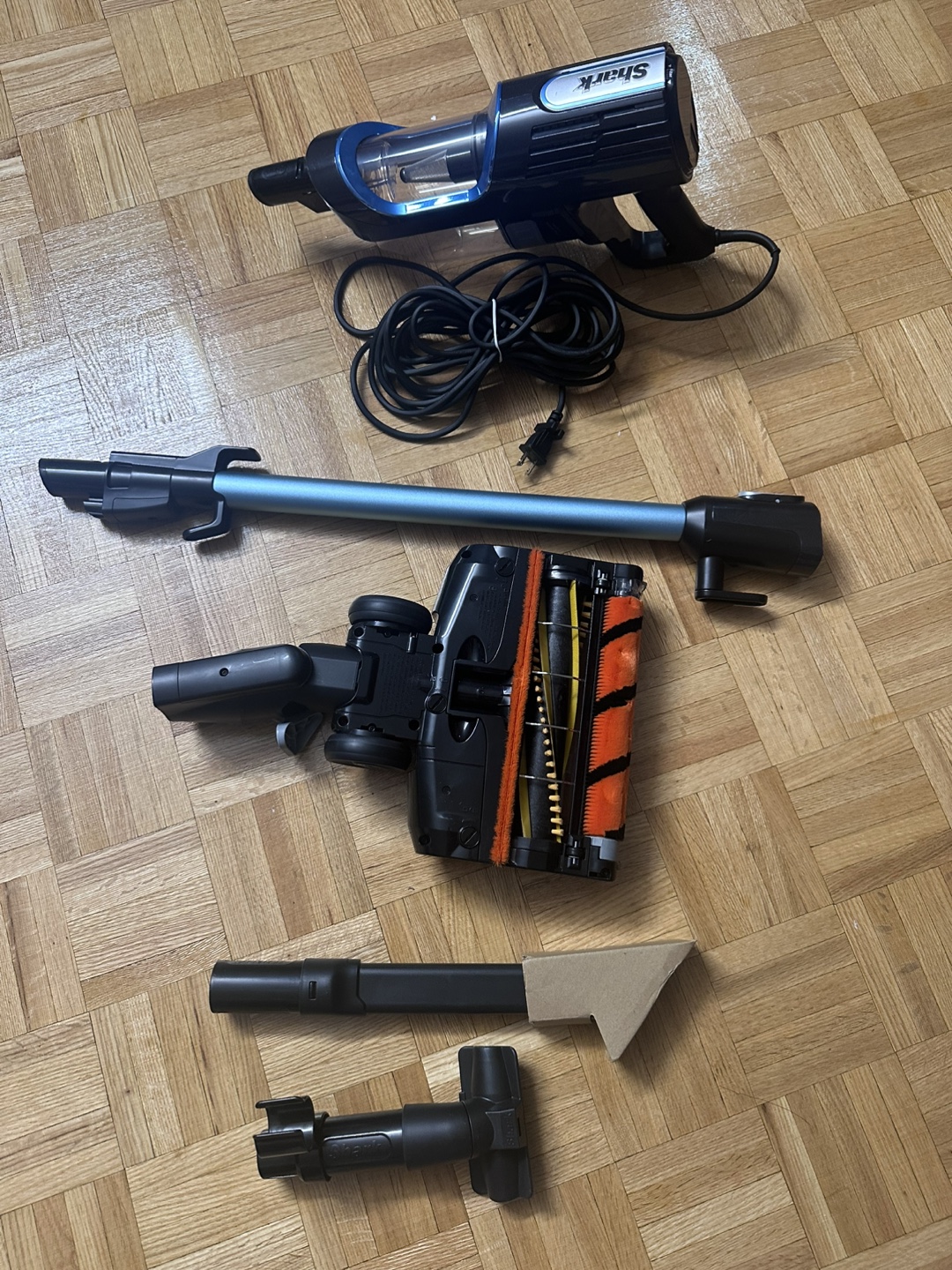 Shark Corded Ultralight Hand Vacuum - photo 3