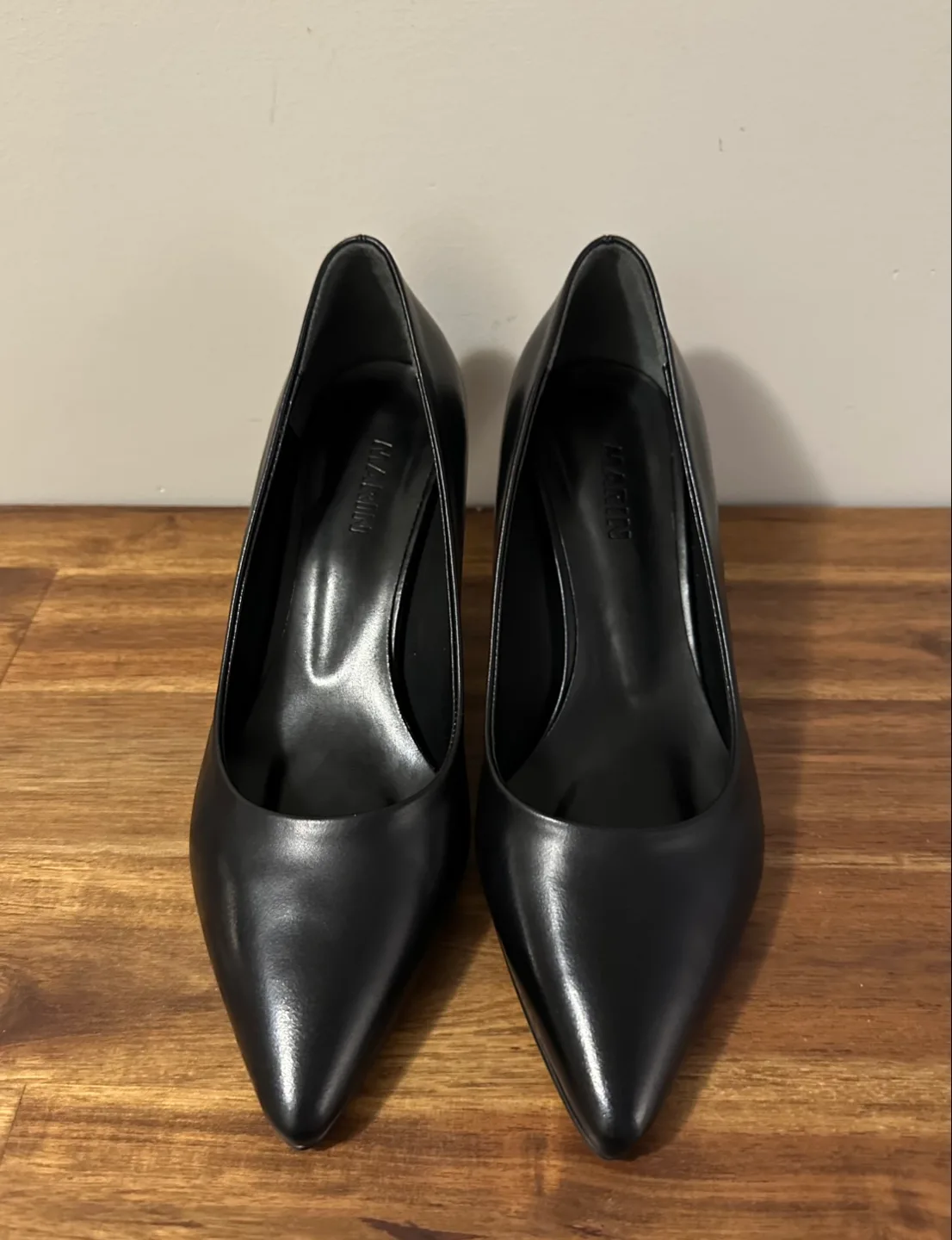 Black Leather Pointed-Toe High Heels thumbnail