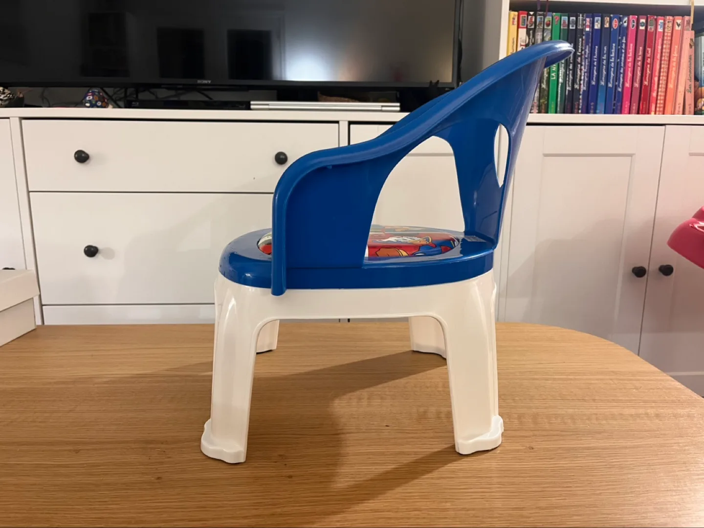 Mickey Mouse Children's Chair image indicator(4)