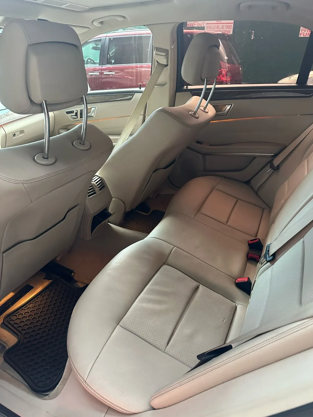 2014 Mercedes-Benz E350 image indicator(6)