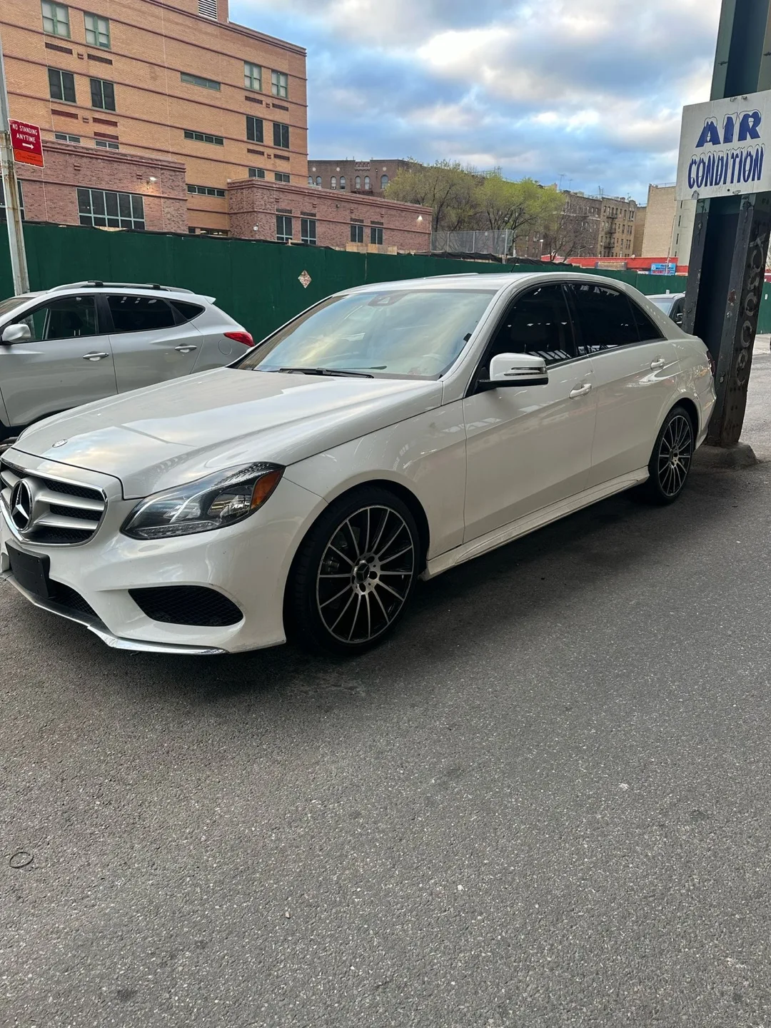 2014 Mercedes-Benz E350 image indicator(2)