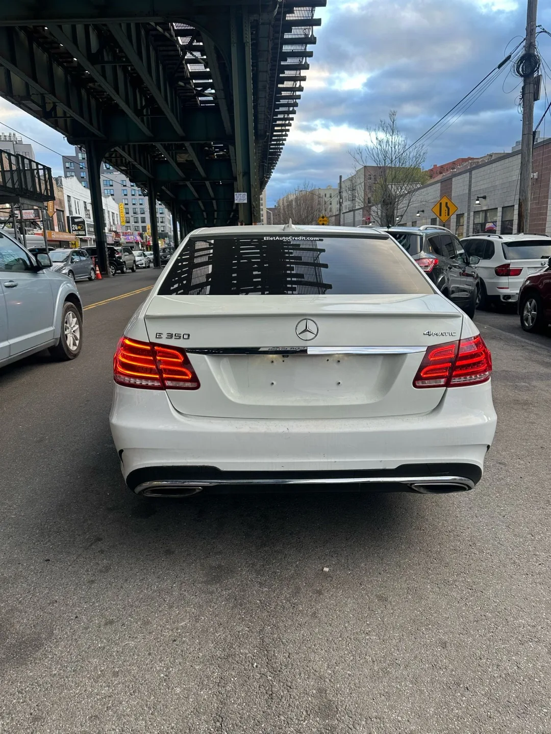 2014 Mercedes-Benz E350 image indicator(4)