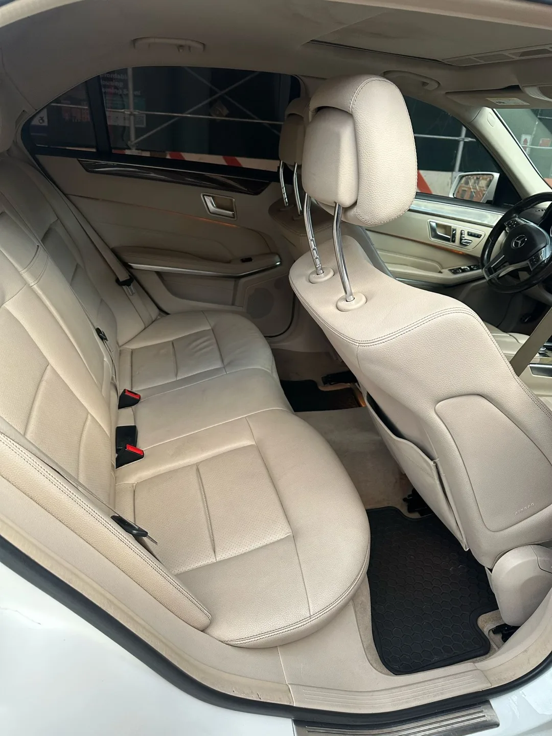 2014 Mercedes-Benz E350 image indicator(10)