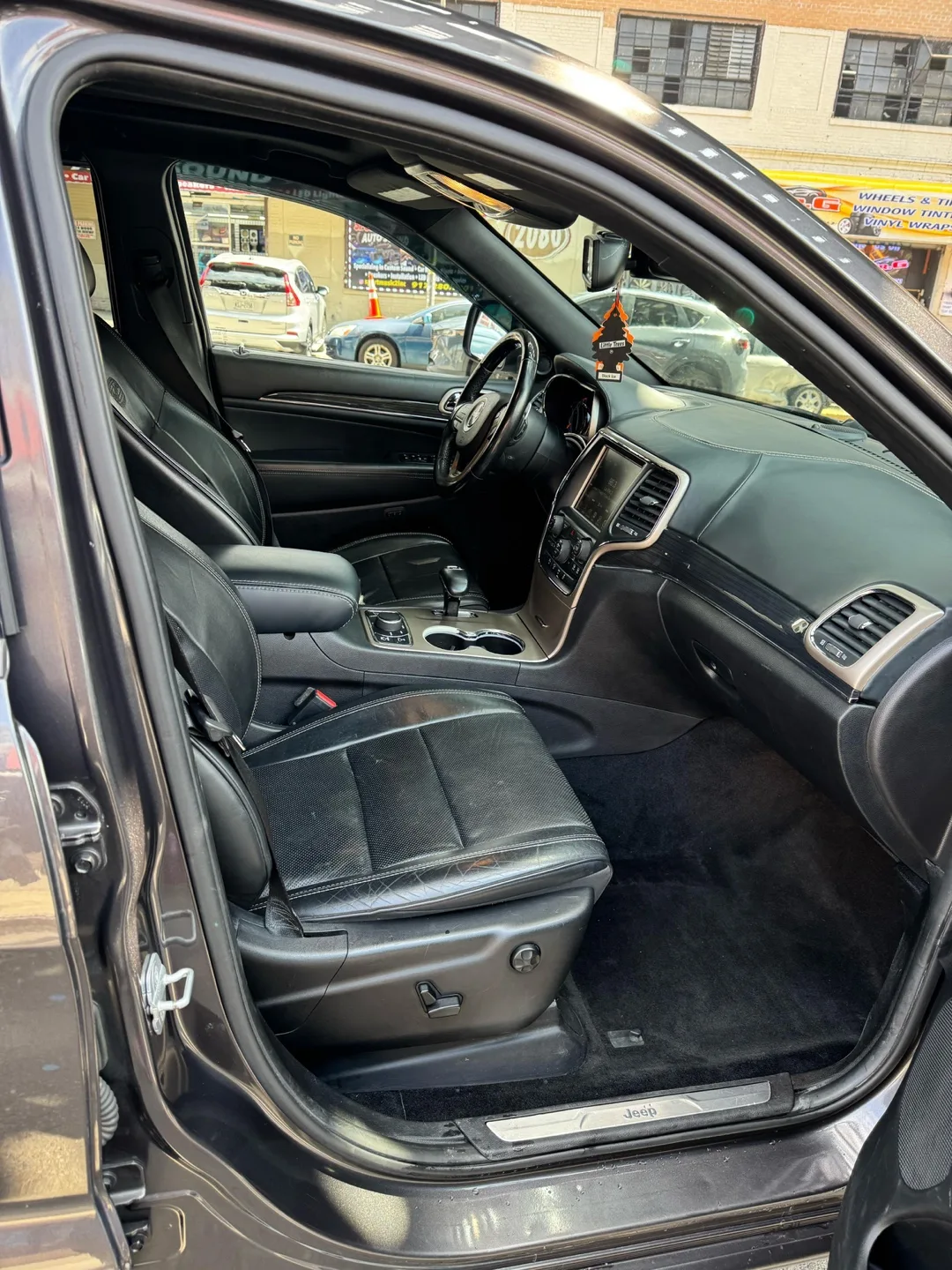 2014  Jeep Grand Cherokee 4x4 image indicator(8)