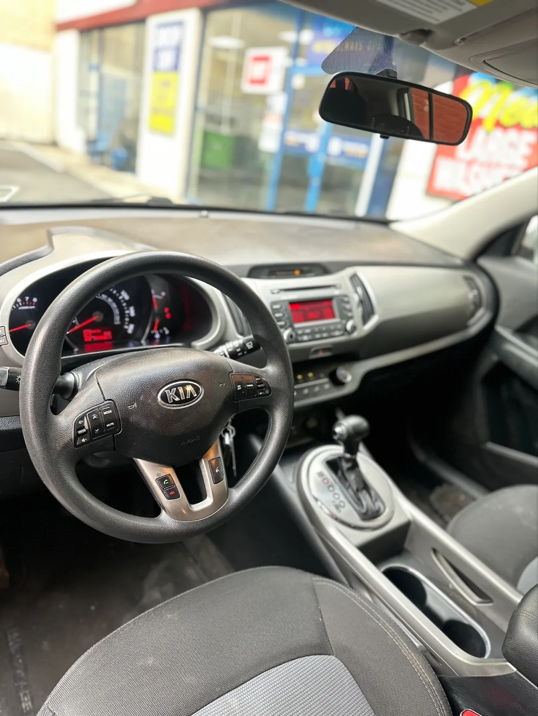 2014 Kia Sportage SUV image indicator(9)