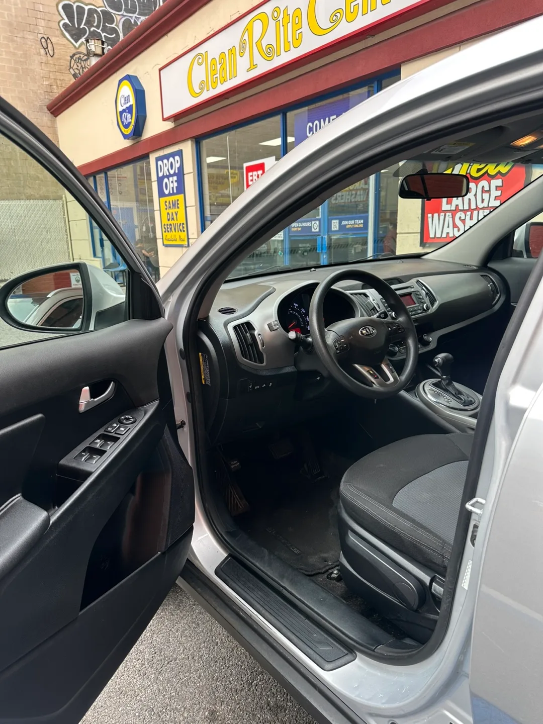 2014 Kia Sportage SUV image indicator(10)