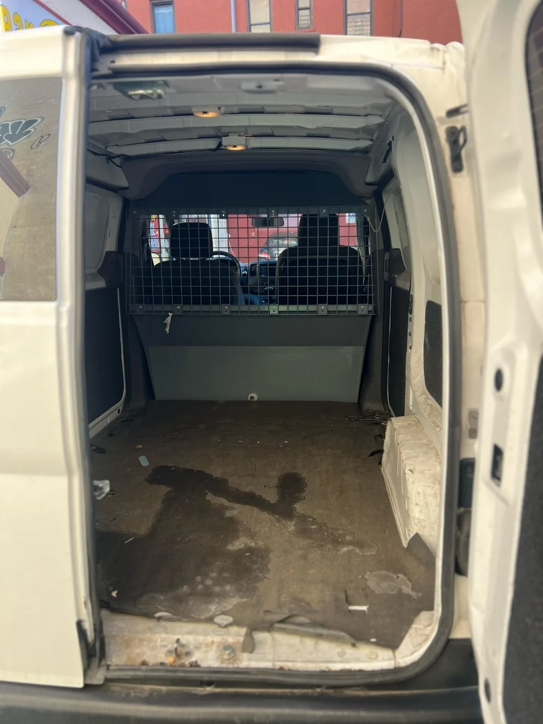 Nissan NV200 Cargo Van image indicator(9)