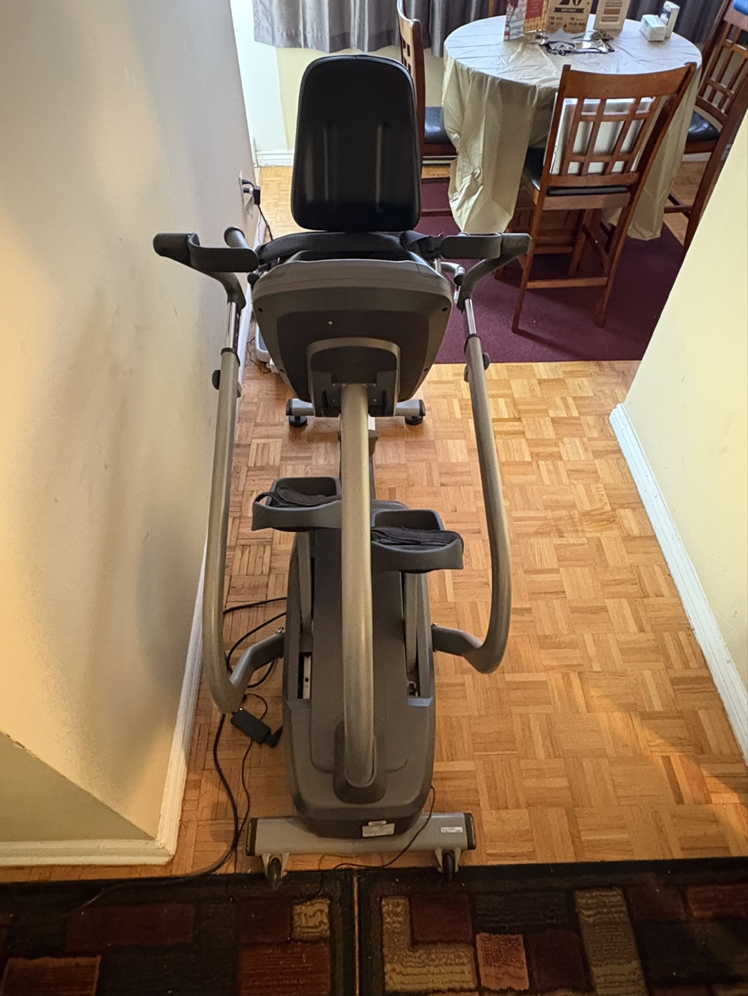Spirit Fitness XR7 Recumbent Cross Trainer Elliptical - photo 2