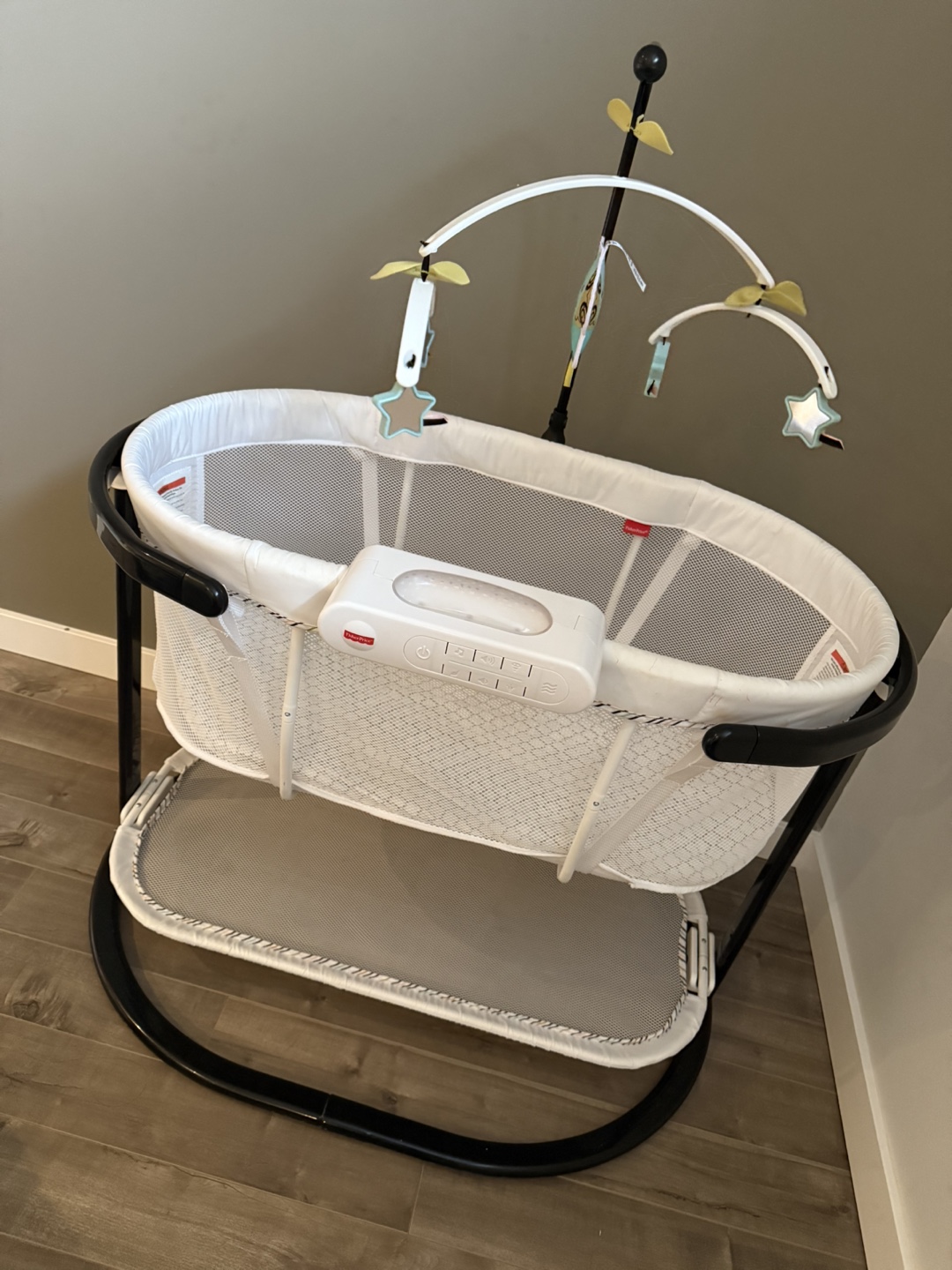 Fisher Price Baby bedside sleeper