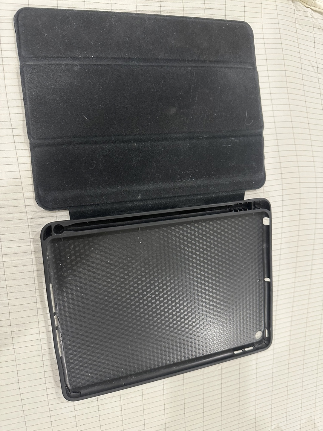 Dadanism iPad 10.2 Case (7th Gen) - photo 4