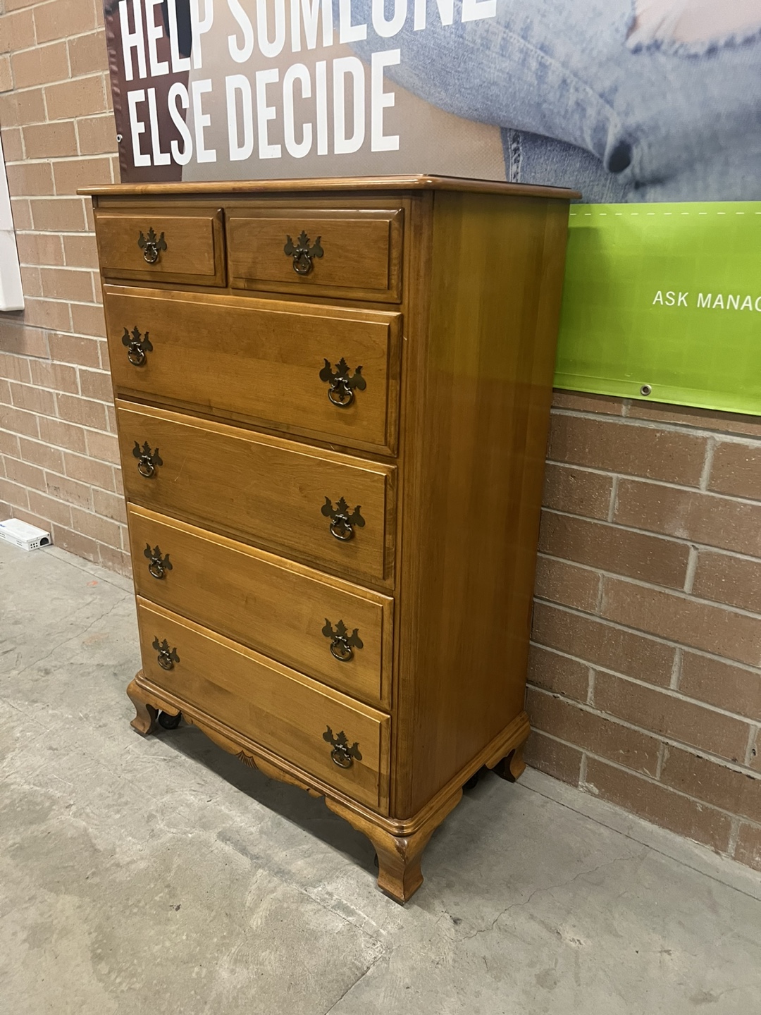 Kling Tallboy Dresser rolls on casters - photo 3