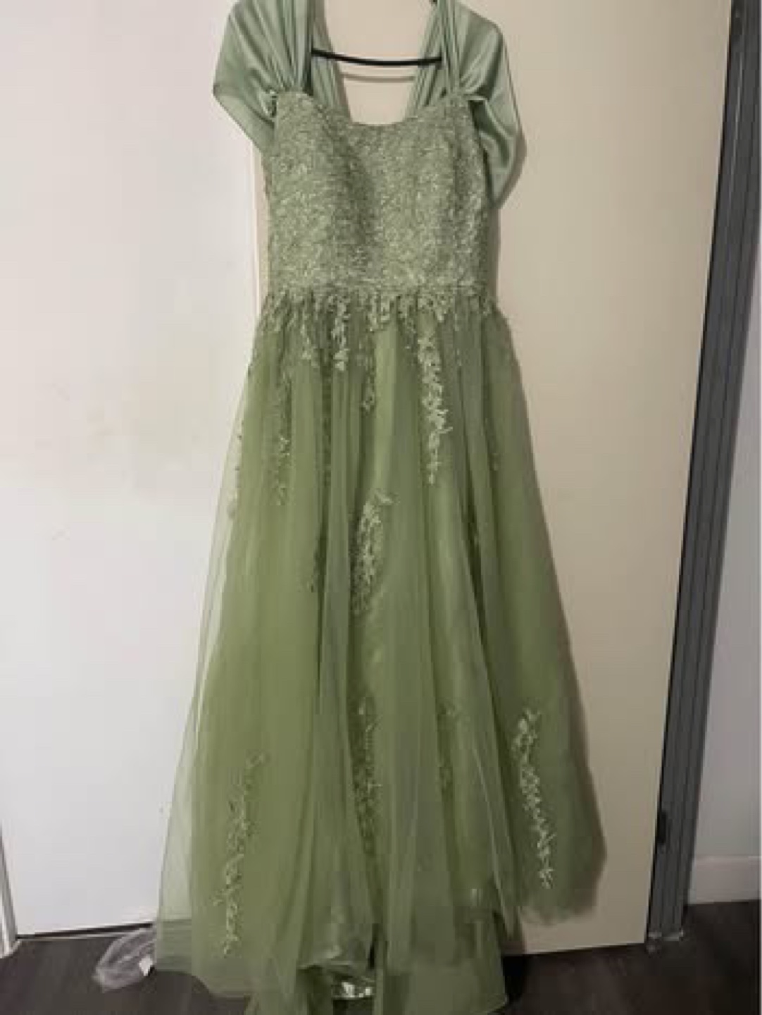 Sage Green Lace Formal Gown - photo 4