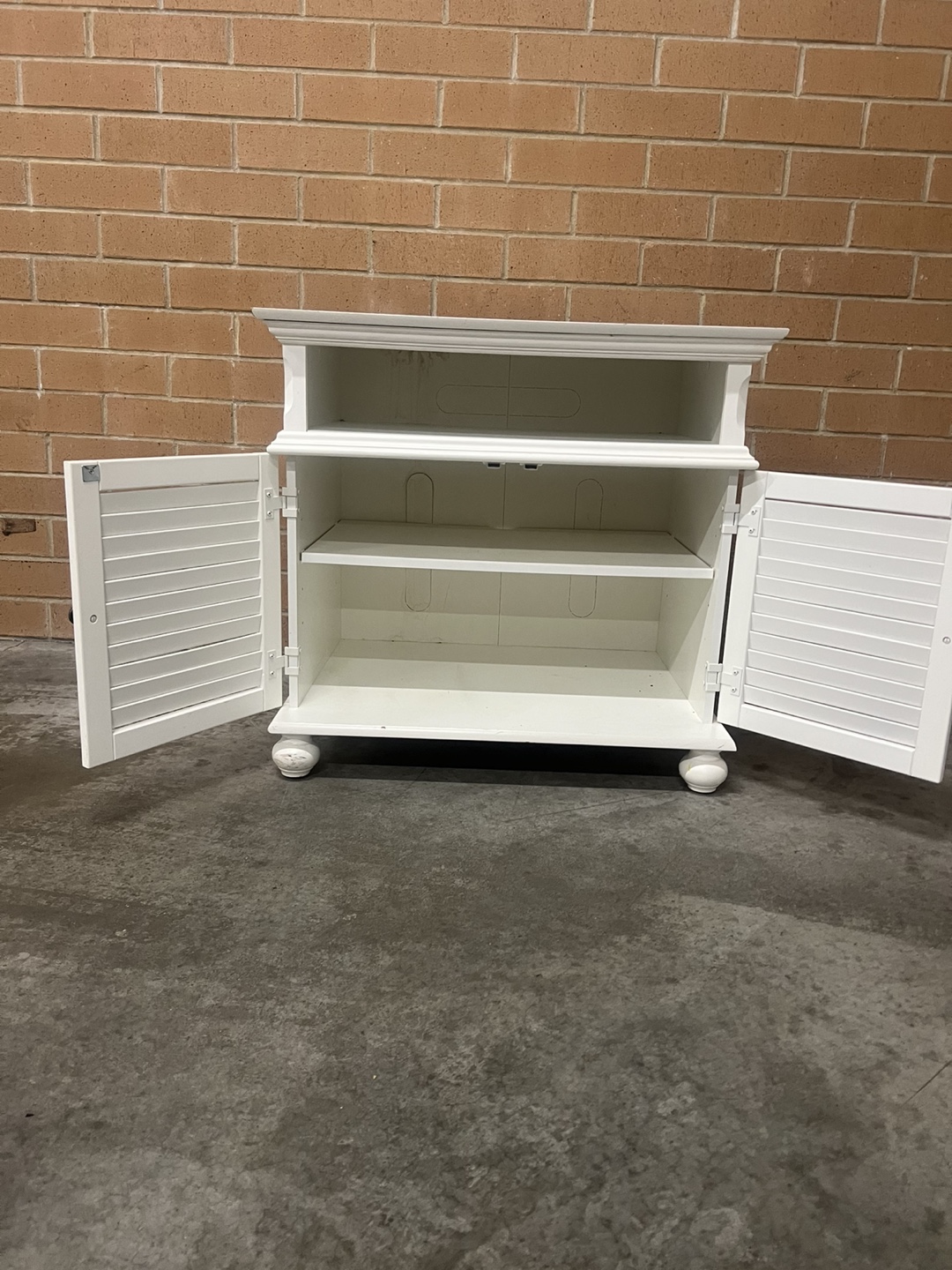 White TV Stand w/storage - photo 3